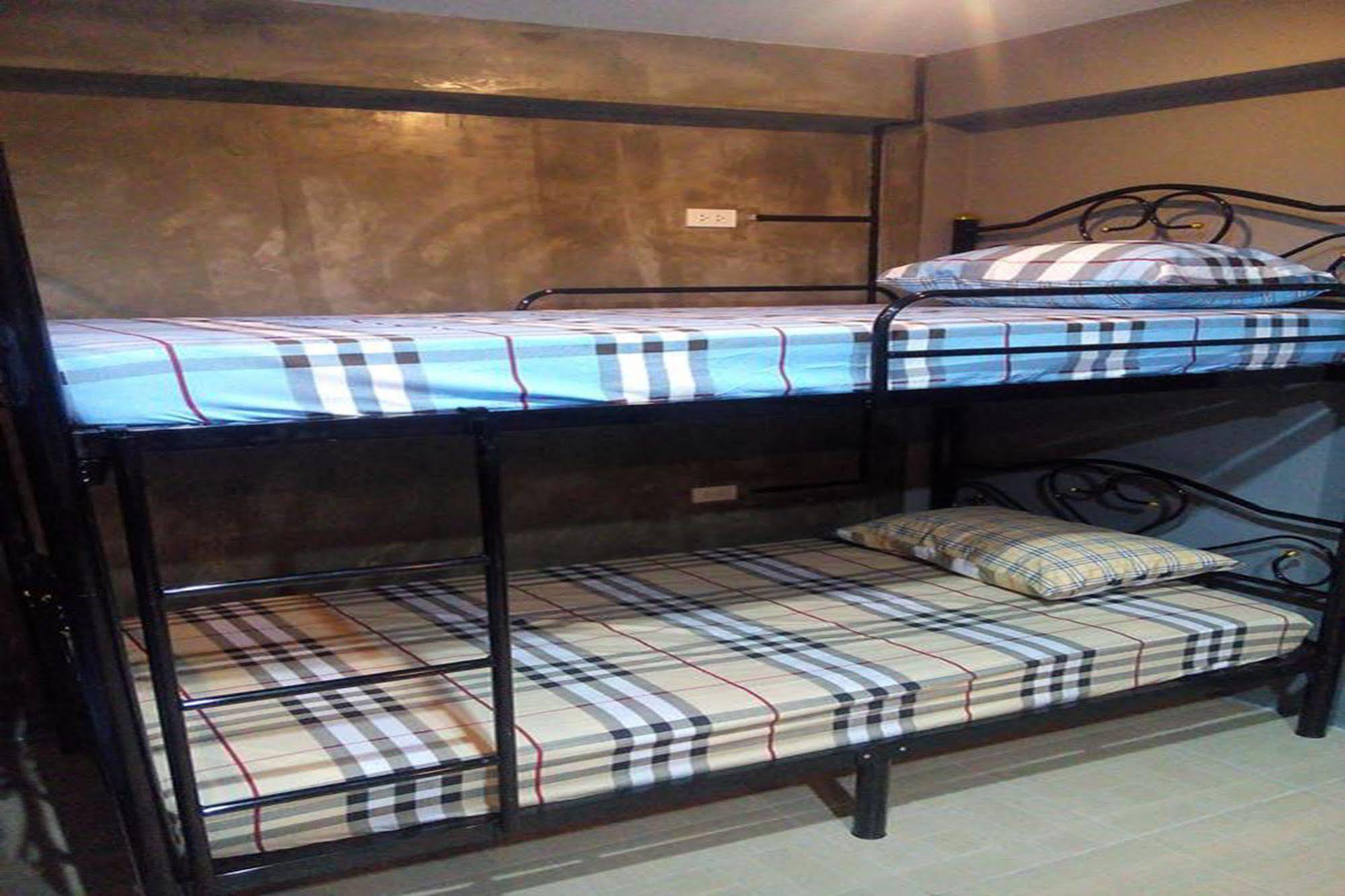 Kata Beach Homestay Luaran gambar